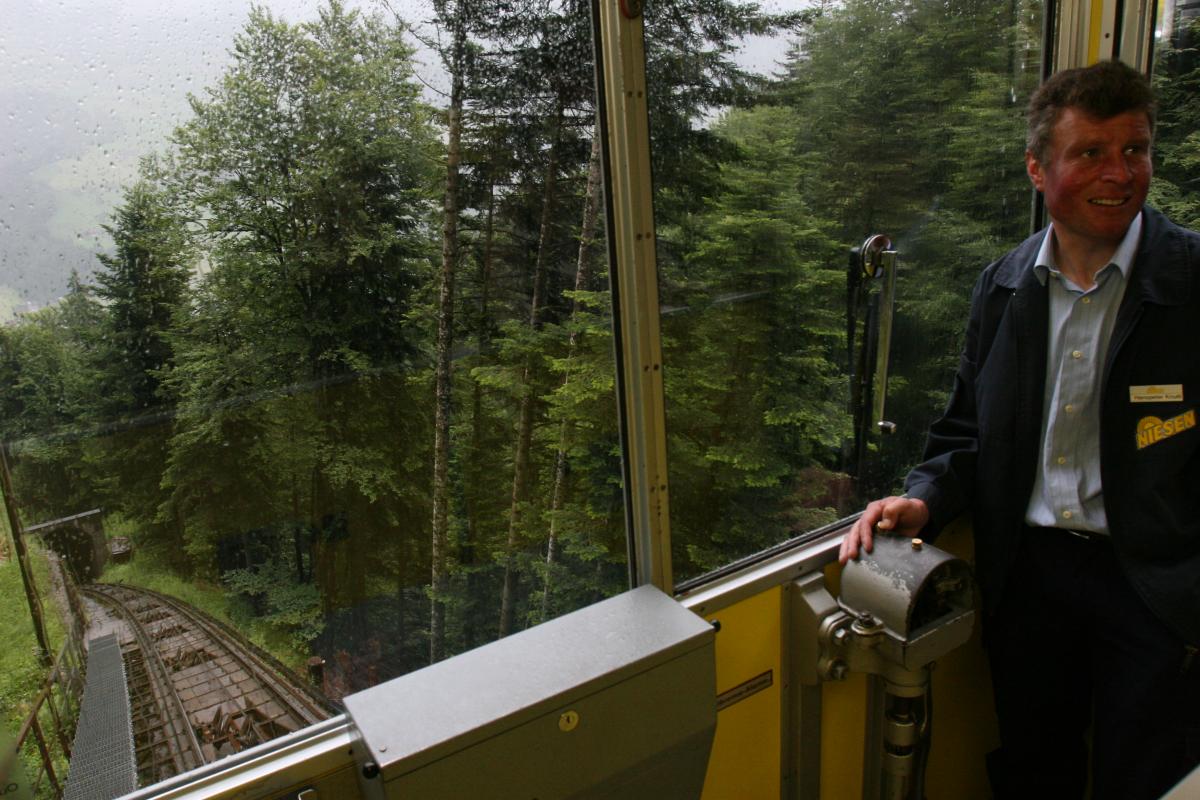 poste de conduite de la cabine